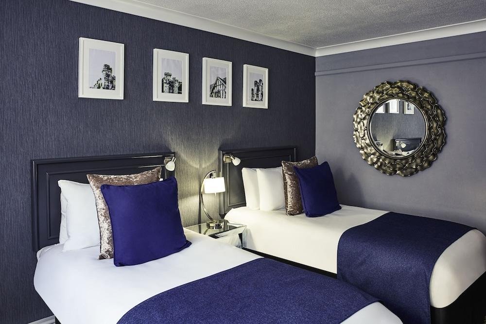 Barons Court Hotel Walsall Buitenkant foto