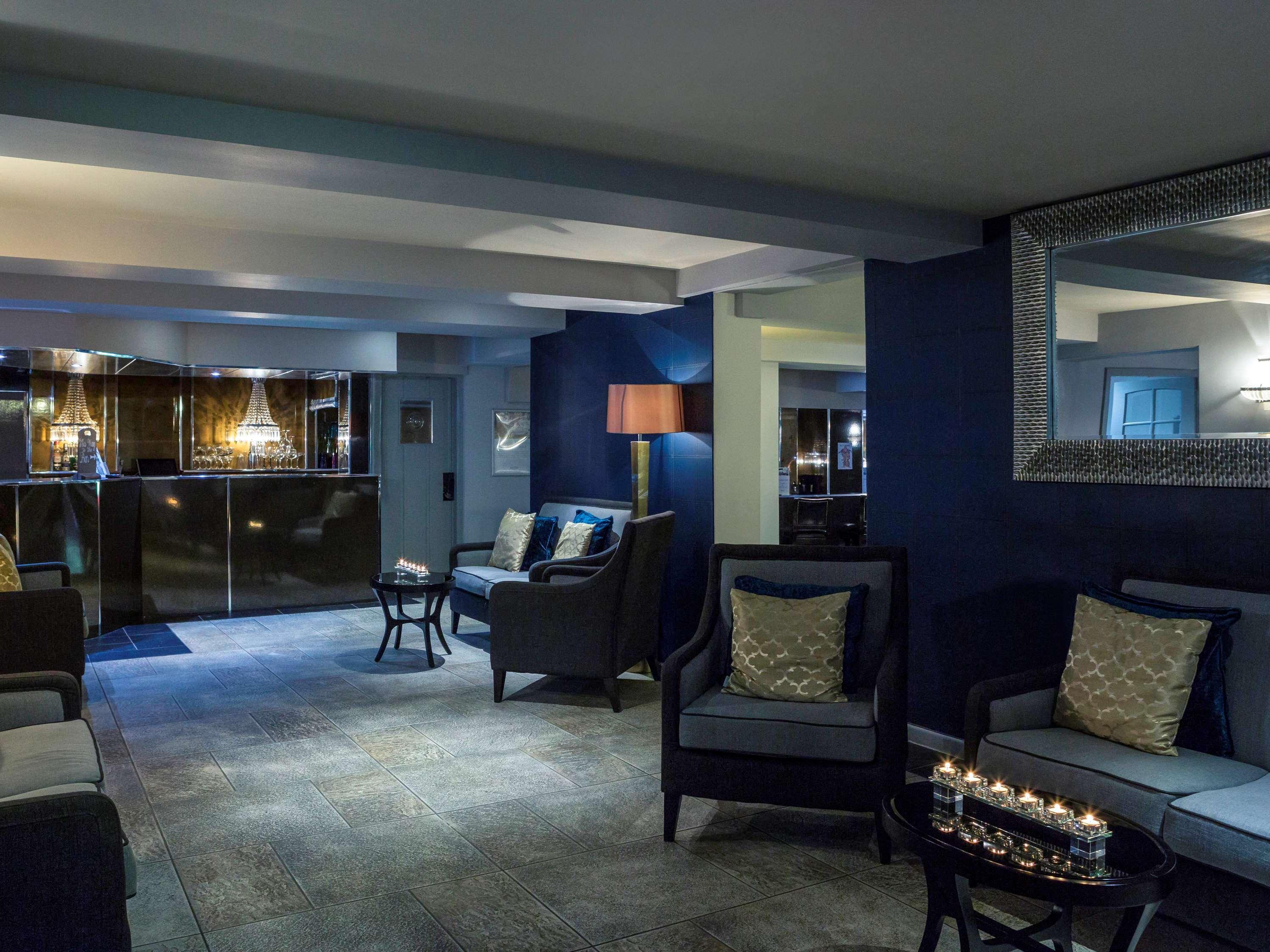 Barons Court Hotel Walsall Buitenkant foto