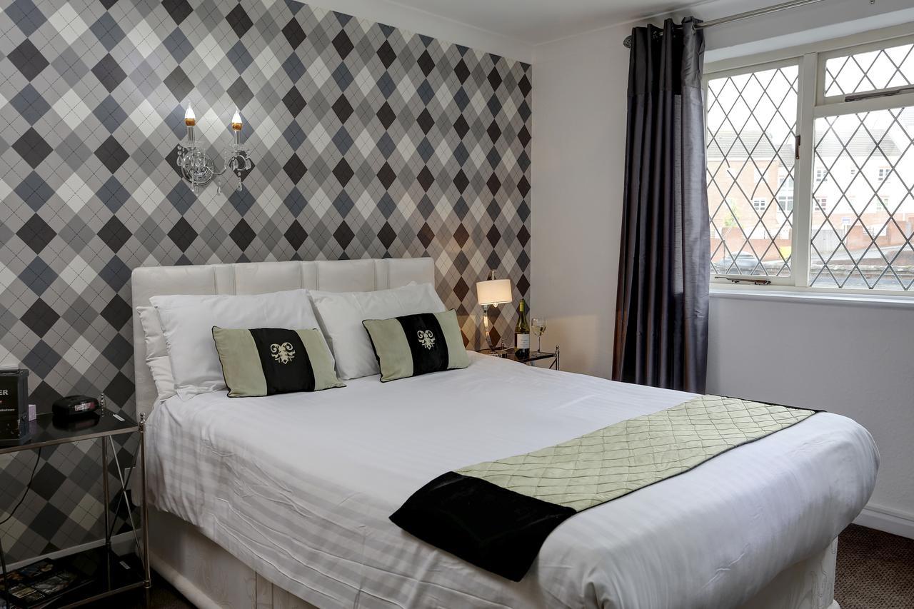 Barons Court Hotel Walsall Buitenkant foto