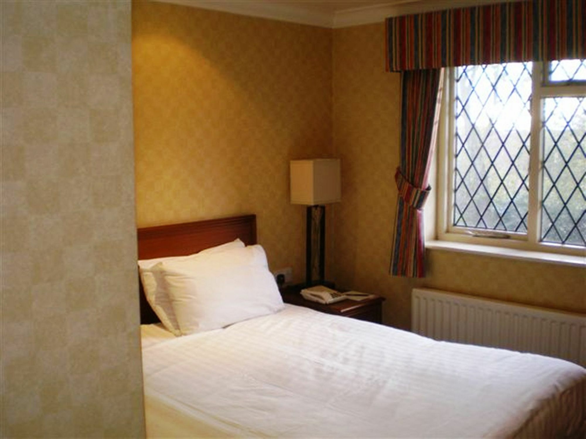 Barons Court Hotel Walsall Buitenkant foto